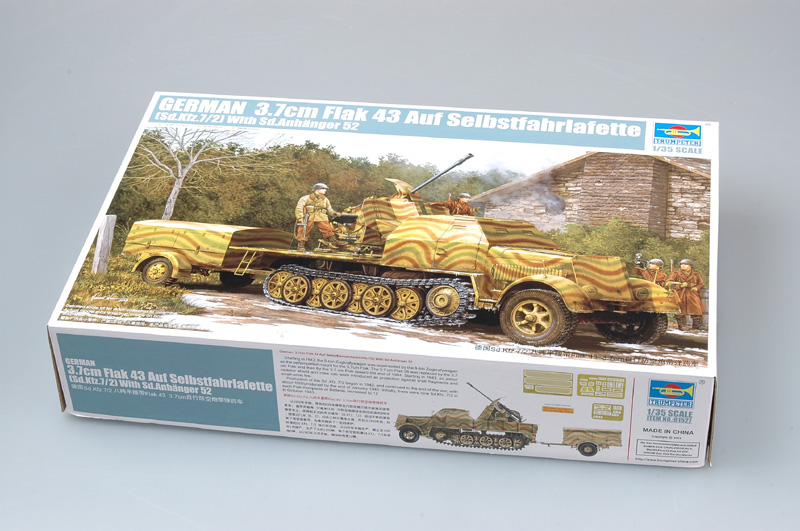 1:35 Сборная модель Немецкая ЗСУ 3.7cm Flak 43 на базе Selbstfahrlafette (Sd.Kfz.7/2) - 01527