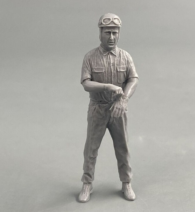 1:43 Фигурка KDF008 Гонщик - KDF008