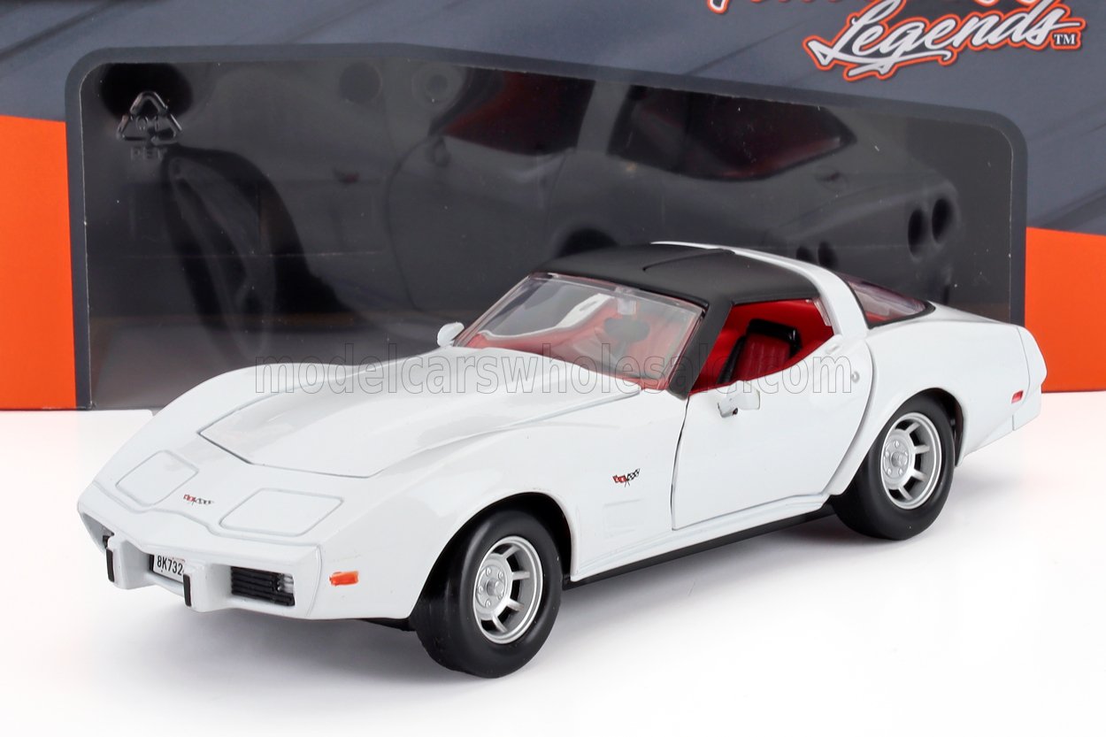 1:24 CHEVROLET Corvette Coupe (1979), white - 73244W