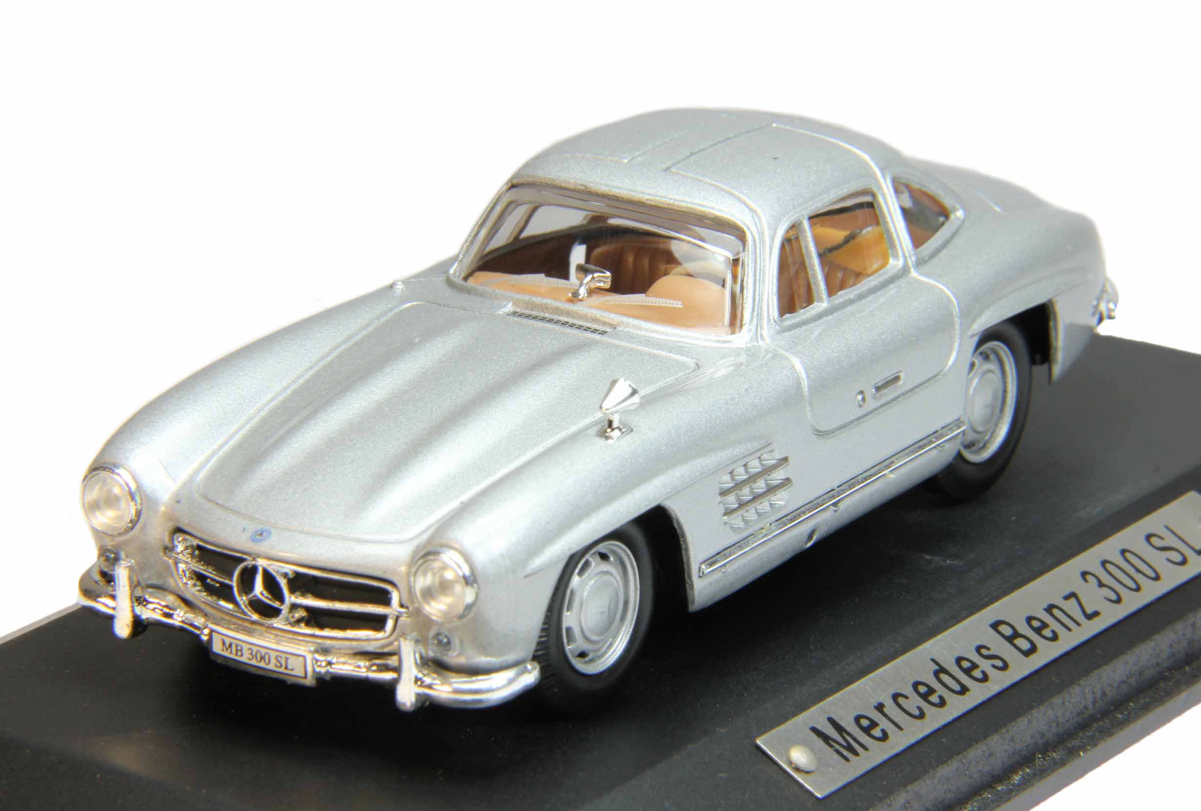 1:43 MERCEDES-BENZ 300 SL, silver - 7129101