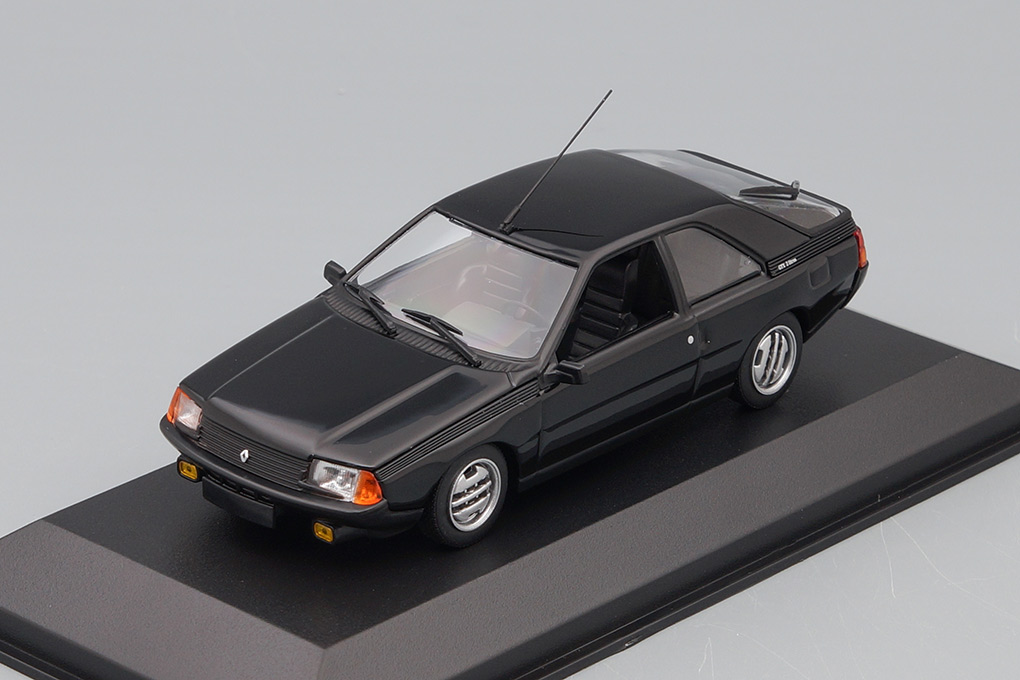 1:43 RENAULT FUEGO - 1984 - BLACK - 940113521