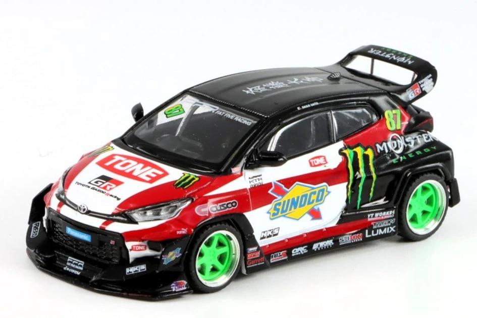 1:64 TOYOTA Pandem GR Yaris #87, red/white - PR640106