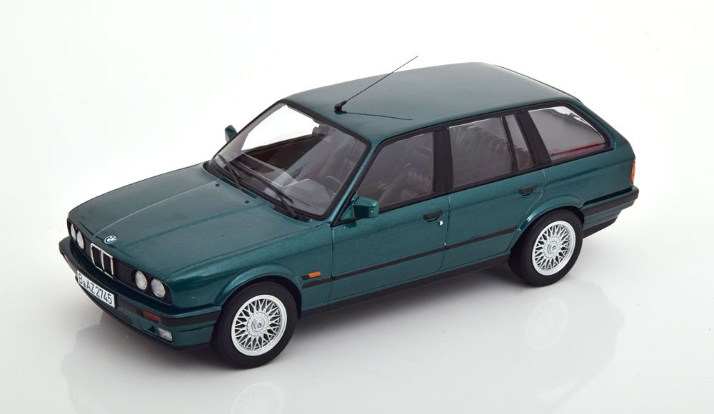 1:18 BMW 325i E30 Touring (1990), darkgreen-metallic - 183219