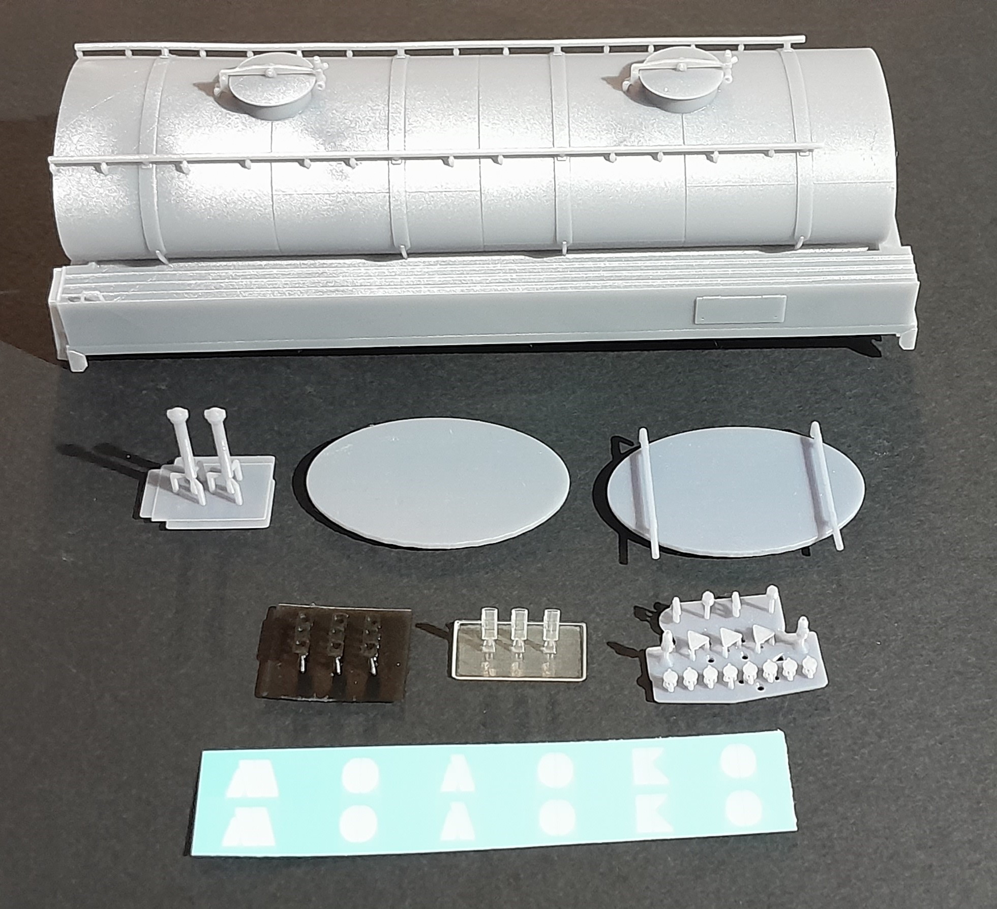 1:43 Сборная модель Прицеп Молоковоз Г6ОПА 15.5 - Fmlab0020