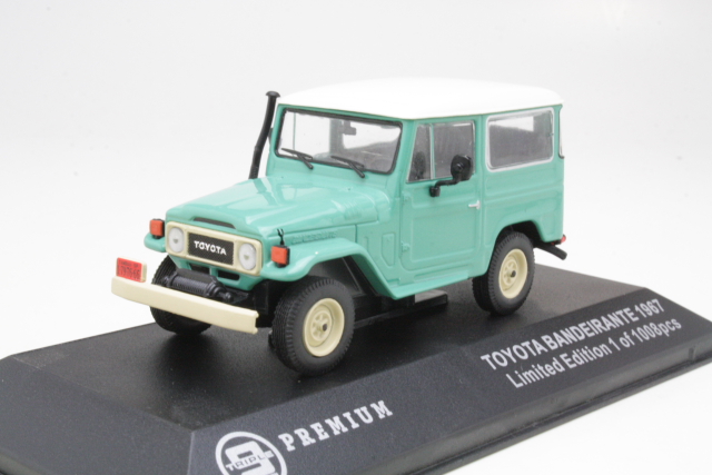 1:43 Toyota Land Cruiser FJ40 1968 (Bandeirante) зеленый с белой крышей и черным салоном - T9P10011