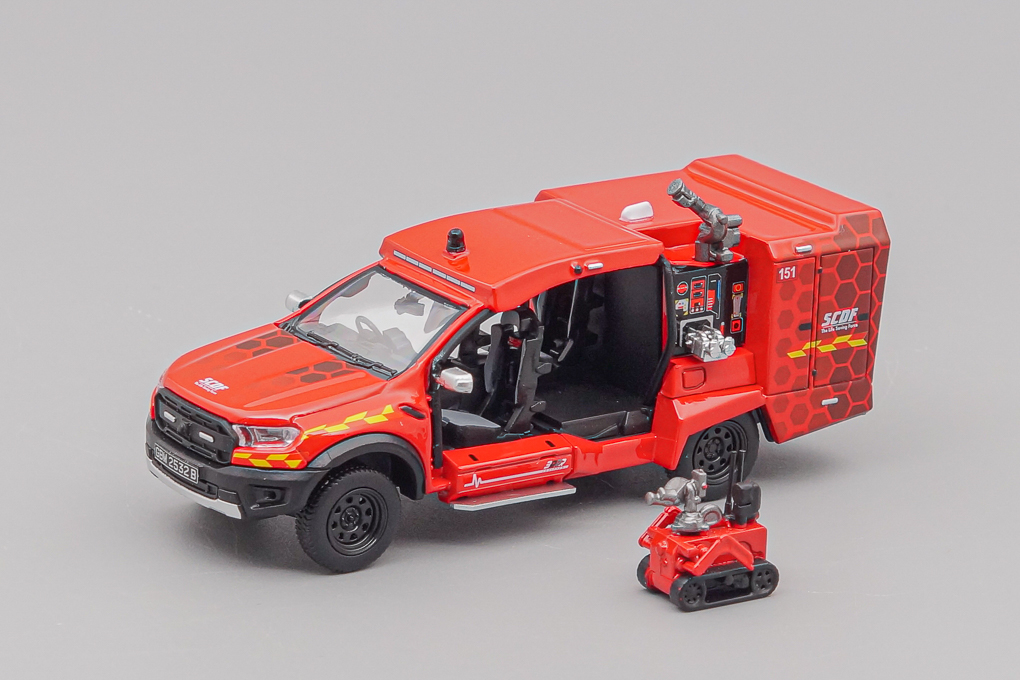 1:64 SCDF Light Fire Attack Vehicle (6th Gen) with robot, red - MCCITY64-LF6G63