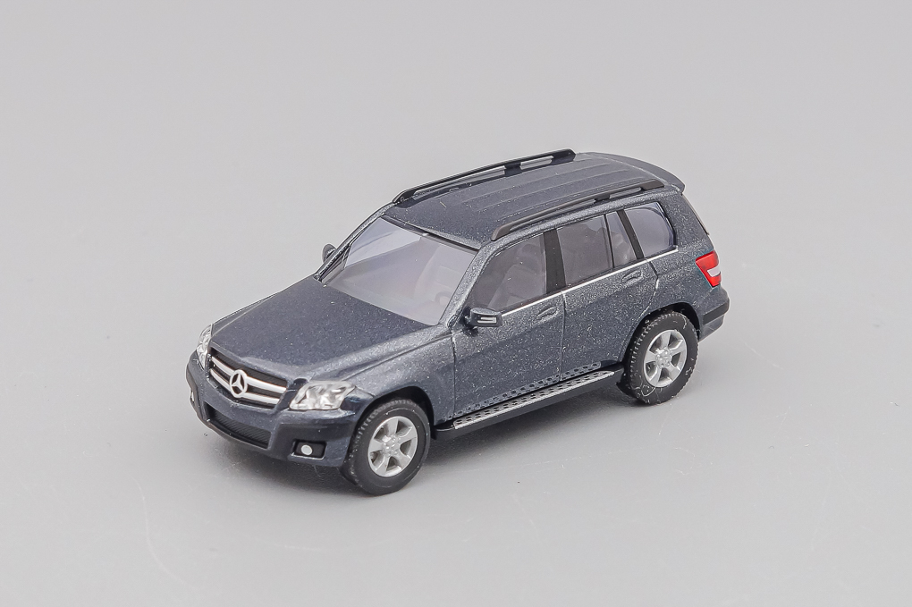 1:87 MERCEDES-BENZ GLK-CKlass X204, tenorite gray metallic - 49756-X1