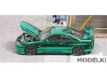 1:64 Nissan GTR-R33 with opening hood, green / full carbon - FH017