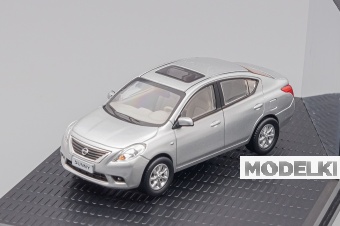 1:43 NISSAN Sunny B17 (2010), silver - 4312-X1