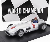 1:43 MERCEDES-BENZ F1 W196 №8 World Champion Winner Dutch Gp (1955) Juan Manuel Fangio - With Driver Figure, Silver - R072-CH-UPD-2023
