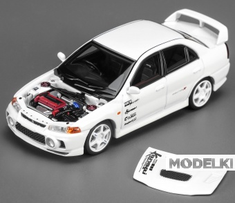 1:64 MITSUBISHI Lancer GSR Evolution IV Turbo (1999), white - M64025