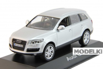1:43 (Б/У) AUDI Q7, silver - 5010507613-X1