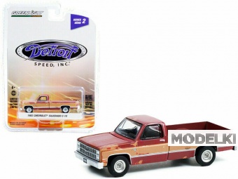 1:64 Chevrolet Silverado C-10 1983 Burgundy - 39070E