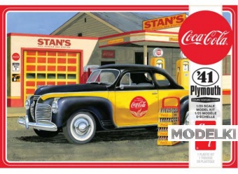 1:25 Сборная модель Plymouth Coupe (Coca-Cola) 2T, plastic modelkit 1941 - amts1197