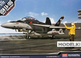 1:72 Сборная модель Самолет USN EA-18G VAQ-141 'Shadow Hawks' - 12560