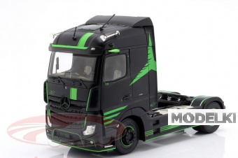 1:24 Mercedes-Benz Actros R5 Sattelzugmaschine 'Italian Collection' (2021), black / green - S2400204