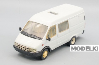 1:43 ГАЗ-2705 комби, белый - ag2705-K-W-MC