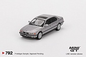 1:64 BMW 750IL LHD, Aspen Silver Metallic - MGT00792