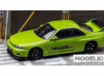 1:64 Nissan GTR-R33 with opening hood, apple green - FH023