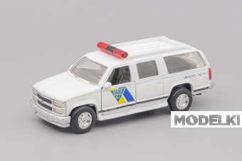 1:43 (Б/У) CHEVROLET Suburban (1992) New Jersey State Police, white - RC131