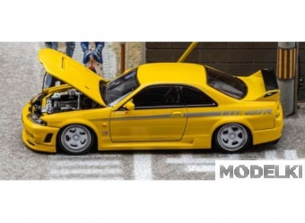 1:64 Nissan GTR-400R with opening hood, yellow - FH019