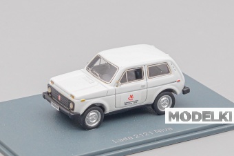 1:87 ВАЗ-2121 «Нива» 1978 белый (Нюренберг 2012) - NEO87265N