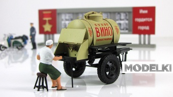 1:43 Прицеп-бочка 'Сухое вино' (с краном для розничной торговли), бежевый - trailer13