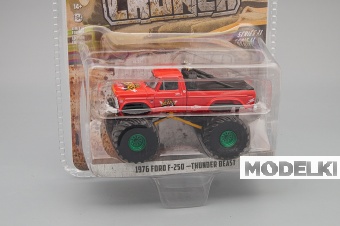 1:64 FORD F-250 Monster Truck 'Thunder Beast' Bigfoot (1976) - 49110BG