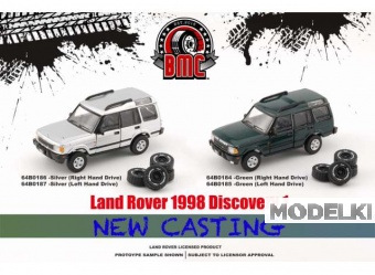 1:64 LAND ROVER Discovery 1, silver right hand drive with an extra set of off road tires. 1998 - BM64B0186rhd