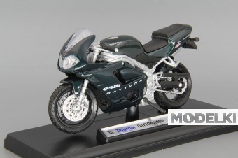 1:18 TRIUMPH Daytona 955i (2002), dark green / black - 12176