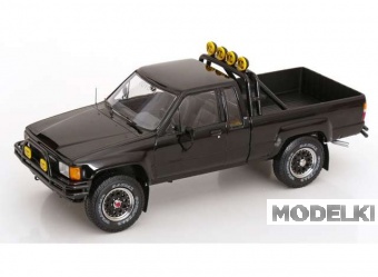 1:18 Toyota Truck Xtra Cab 4x4 (Hilux) *Back to the Future III Look a like*, black 1985 - KKDC181561