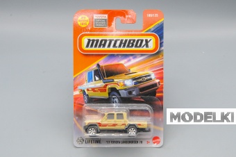 1:64 '17 Toyota Land Cruiser 78 - JBN54