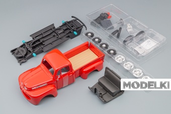 1:25 Сборная модель FORD F1 Pick-up, red - 39935KIT-R