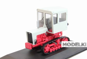 1:43 Т-70С, Тракторы 50, красно-белый - TRC050