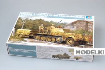 1:35 Сборная модель Немецкая ЗСУ 3.7cm Flak 43 на базе Selbstfahrlafette (Sd.Kfz.7/2) - 01527
